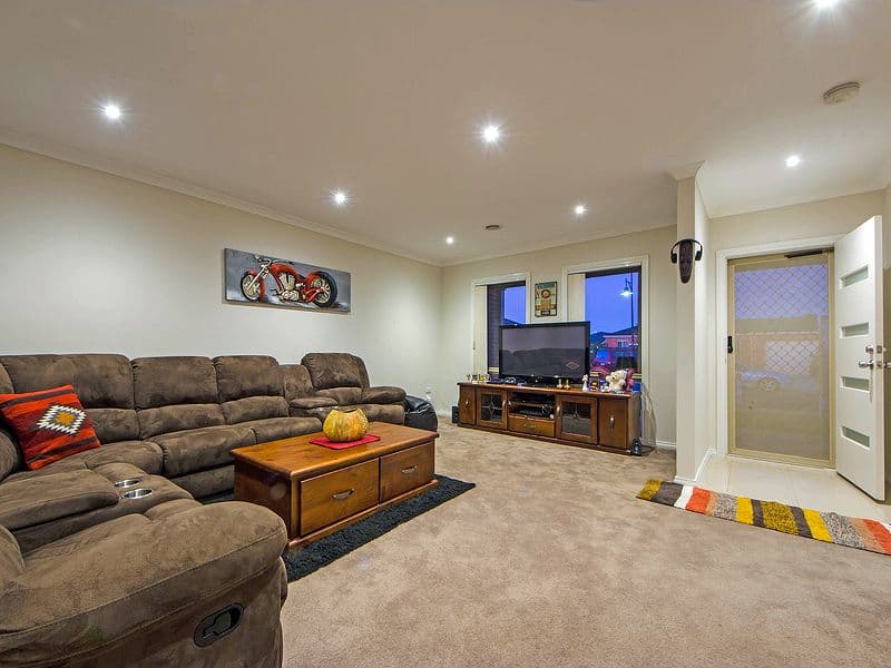 13 Gallop Court, Truganina VIC 3029, Truganina - Thumbnail 2