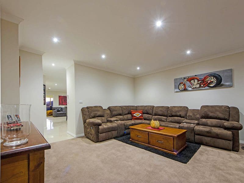 13 Gallop Court, Truganina VIC 3029, Truganina - Thumbnail 4
