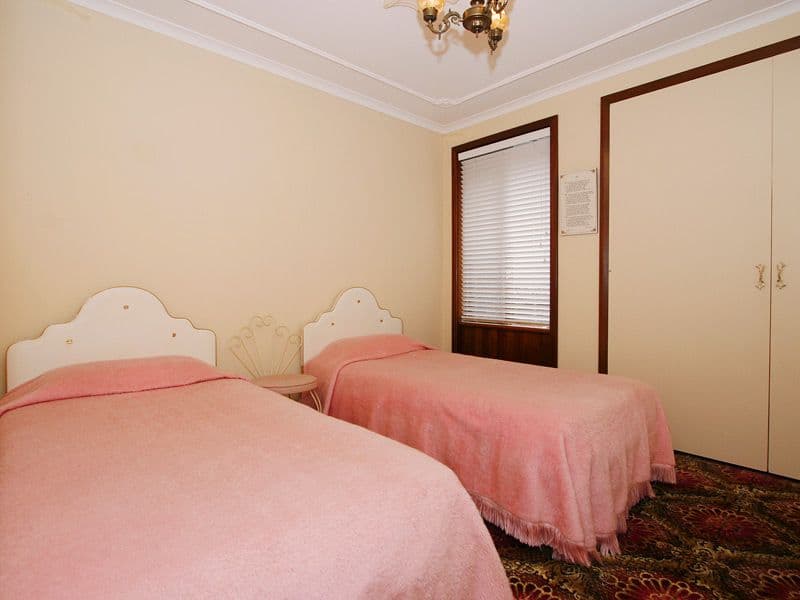49 Dutton Crescent, HAMERSLEY WA 6022, Hamersley - Thumbnail 7
