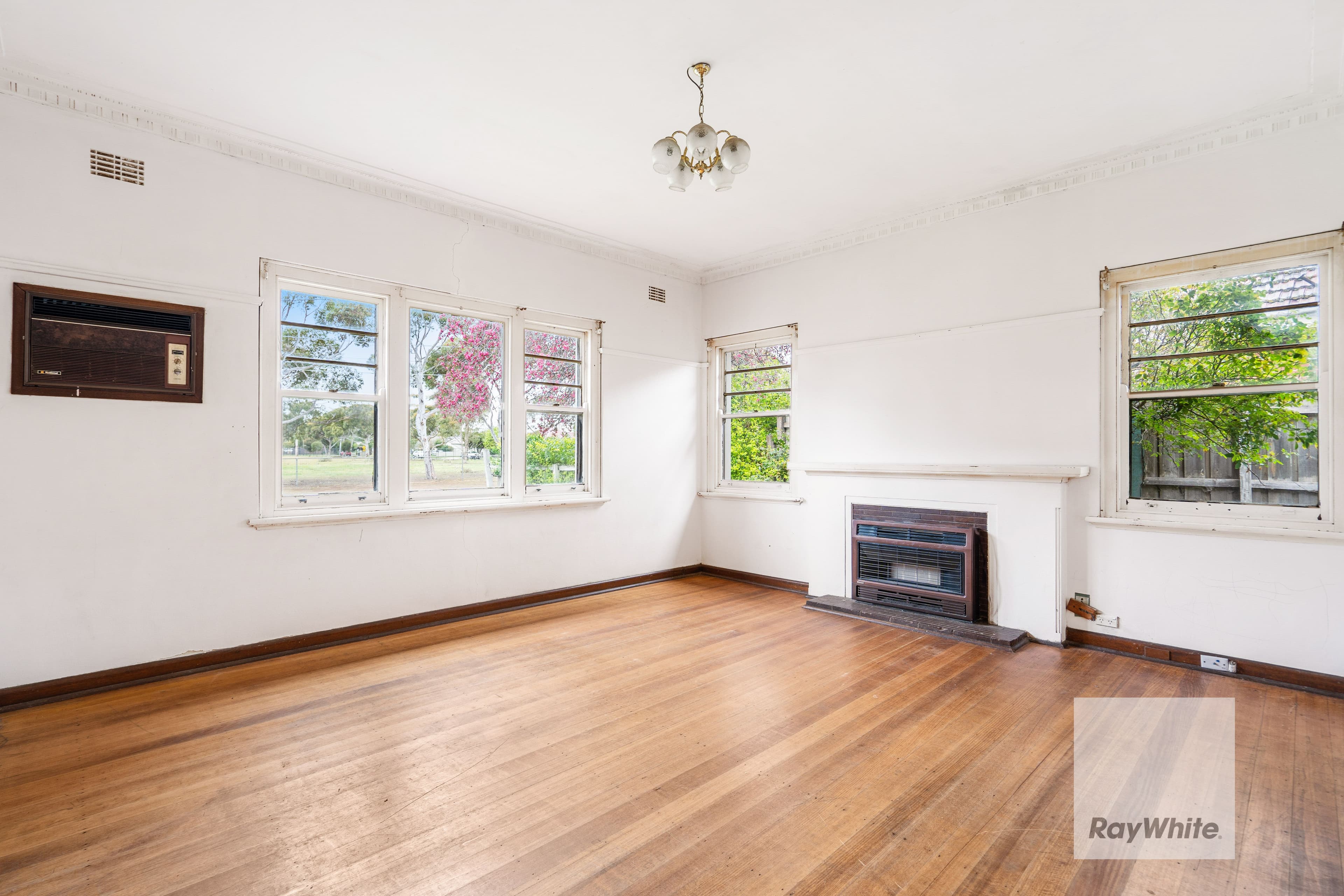 7 Hume Street, Deer Park VIC 3023, Deer Park - Thumbnail 4