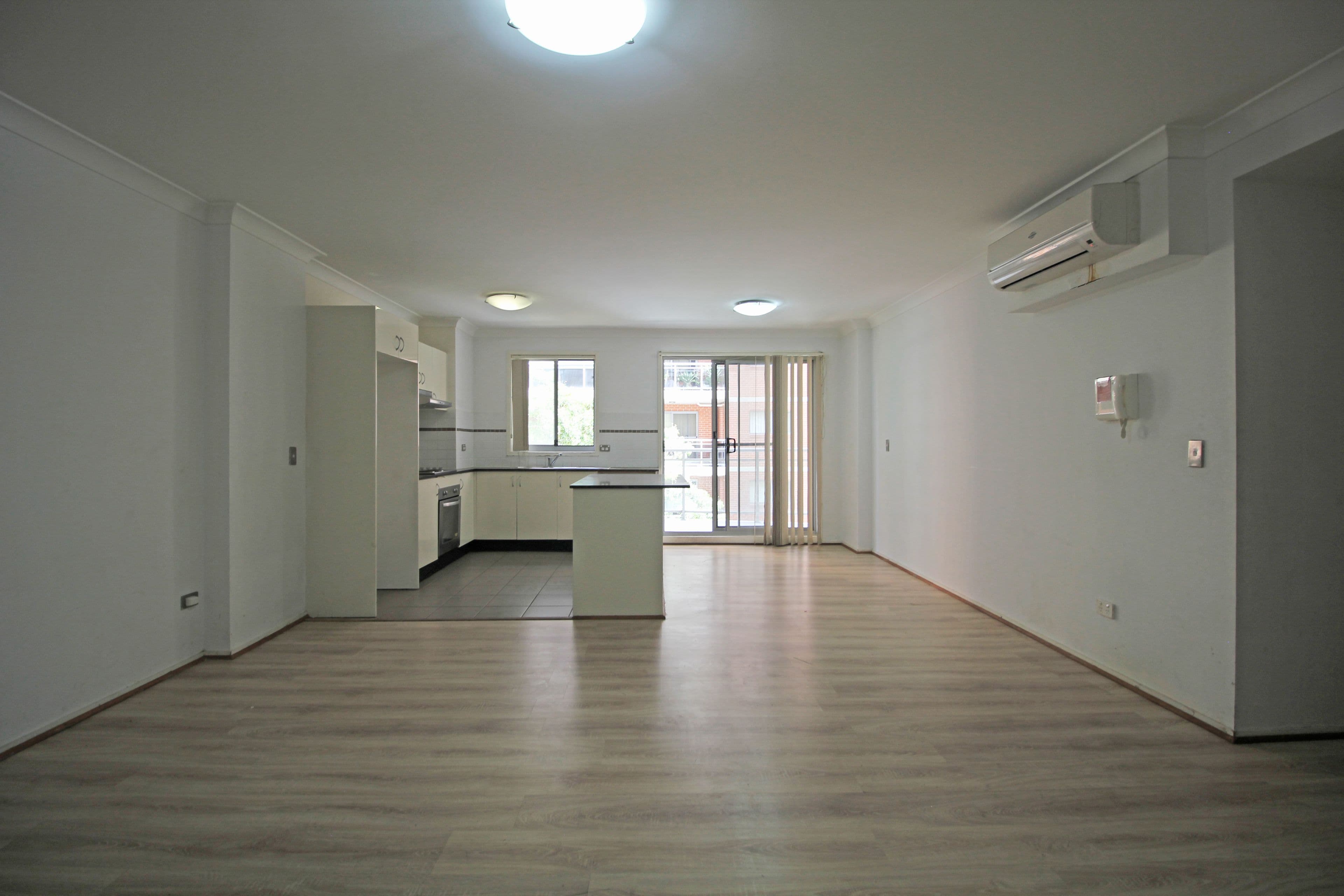 6 Lachlan Street, Liverpool NSW 2170, Liverpool - Thumbnail 2