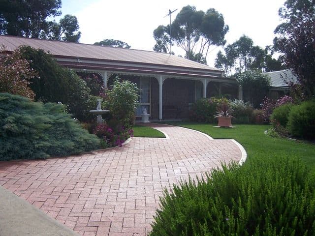 17  Heinrich Court, MOUNT BARKER SA 5251, Mount Barker - Image 1
