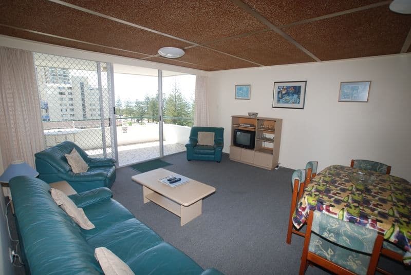 21 'Wyuna' 82 The Esplanade, BURLEIGH HEADS QLD 4220, Burleigh Heads - Thumbnail 4