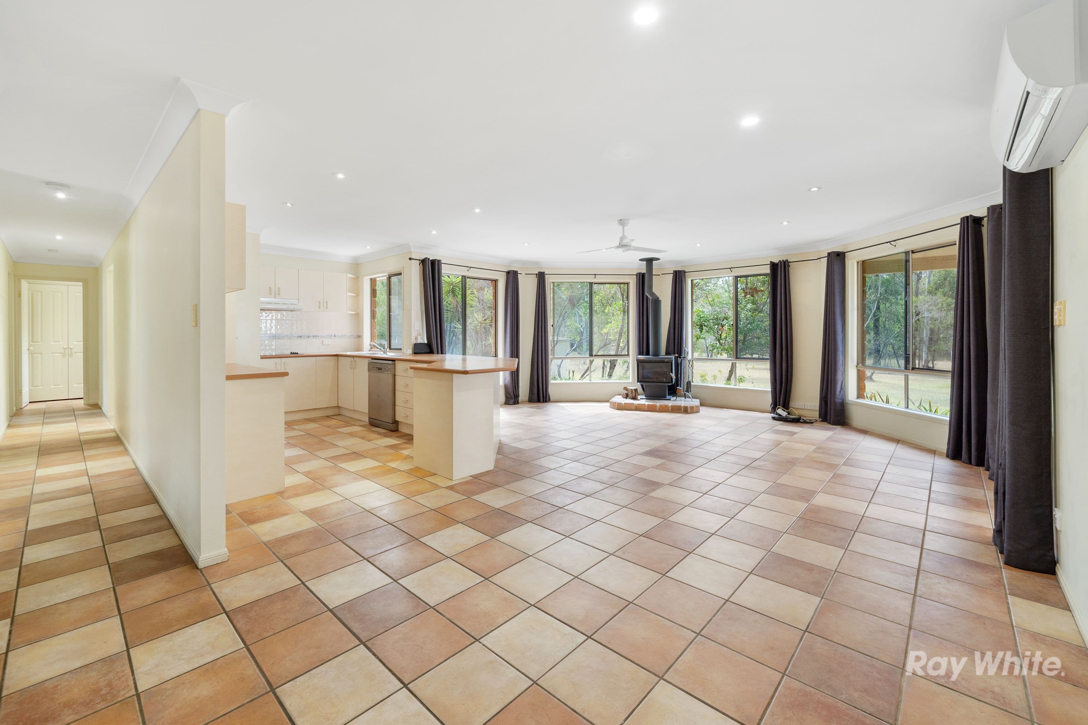 94 Peppertree Drive, Jimboomba QLD 4280, Jimboomba - Thumbnail 6