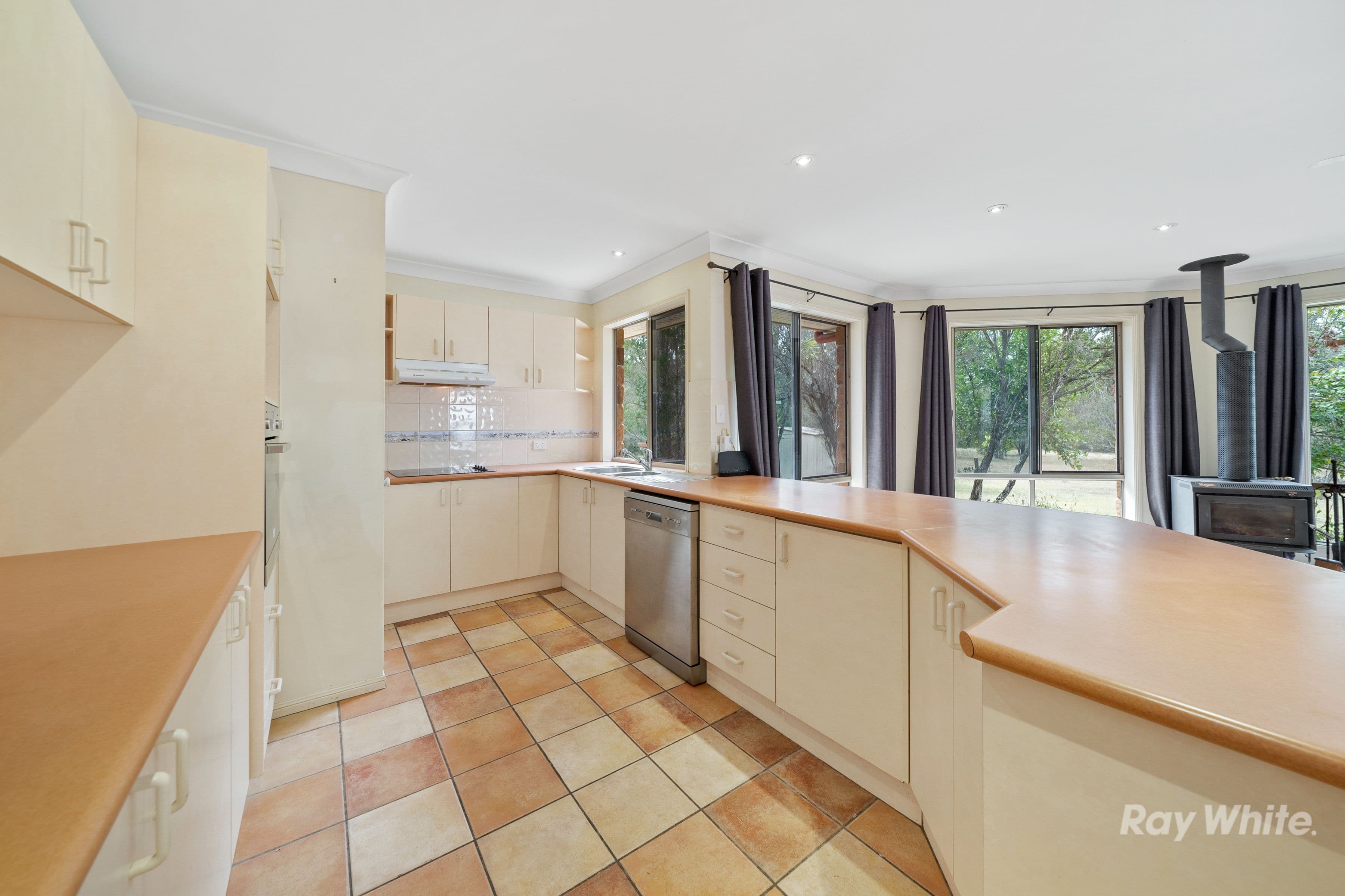 94 Peppertree Drive, Jimboomba QLD 4280, Jimboomba - Thumbnail 7