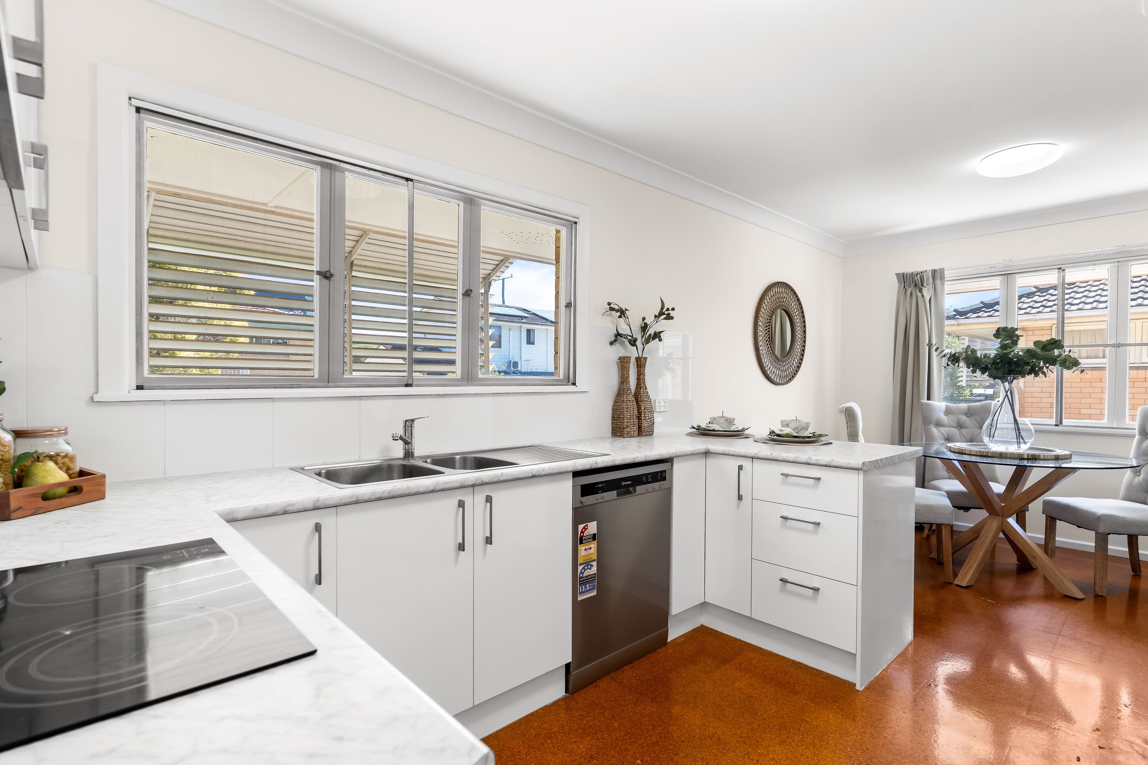 8 Bedser Street, Macgregor QLD 4109, Macgregor - Thumbnail 5