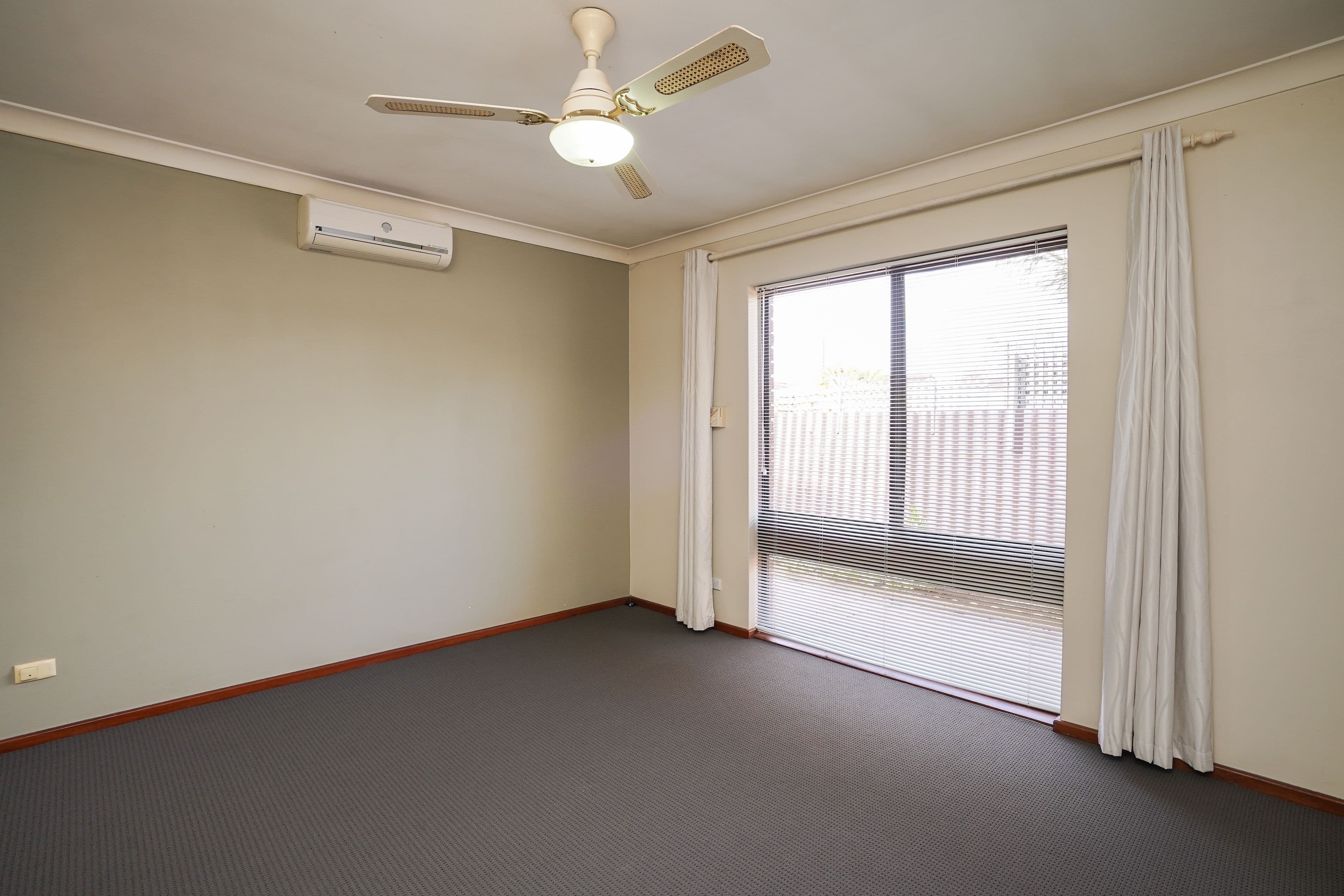 60 Periwinkle Way, Parkwood WA 6147, Parkwood - Thumbnail 5