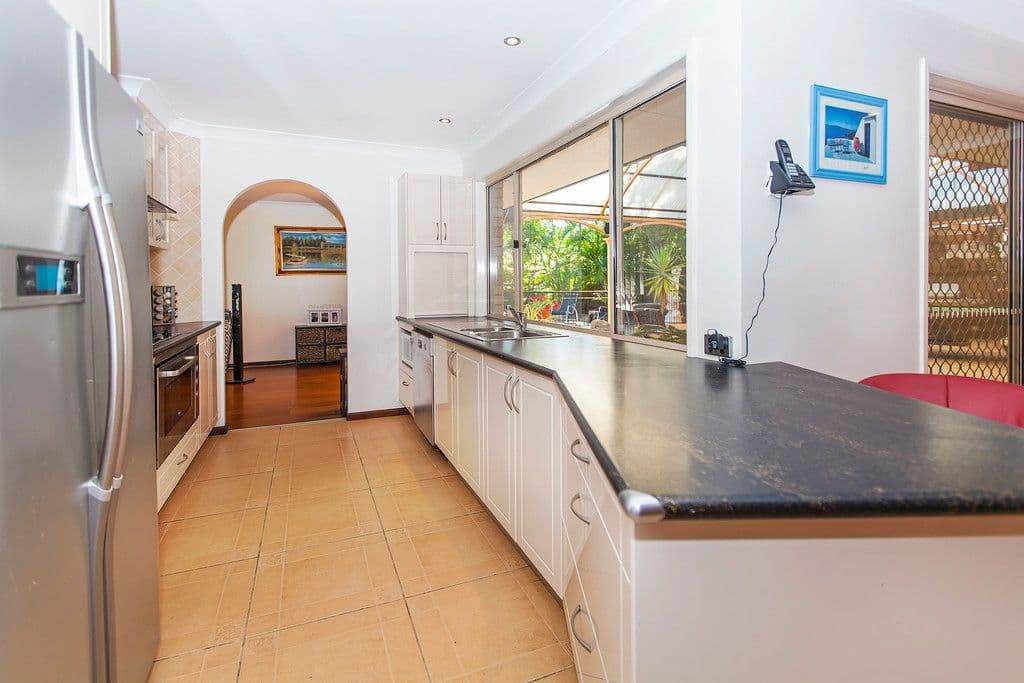 12 Woodbine Avenue, Camira QLD 4300, Camira - Thumbnail 4