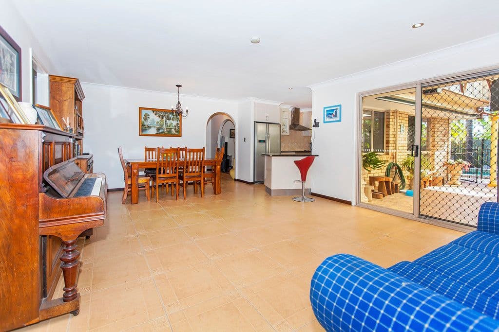 12 Woodbine Avenue, Camira QLD 4300, Camira - Thumbnail 6