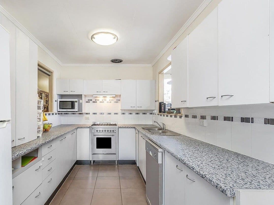 16 Ash Avenue, Woodridge QLD 4114, Woodridge - Thumbnail 4