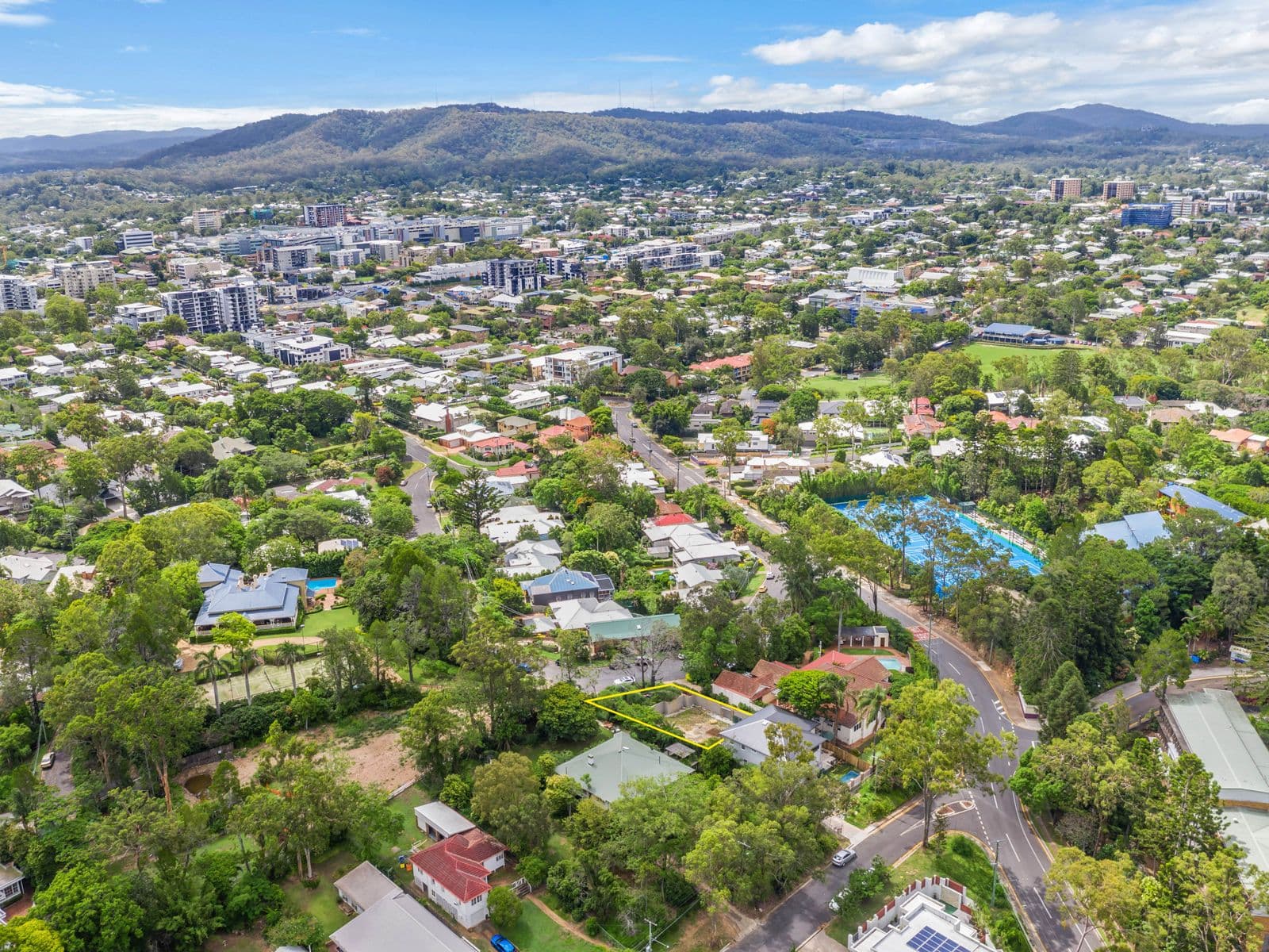 63 Dennis Street, Indooroopilly QLD 4068, Indooroopilly - Thumbnail 4