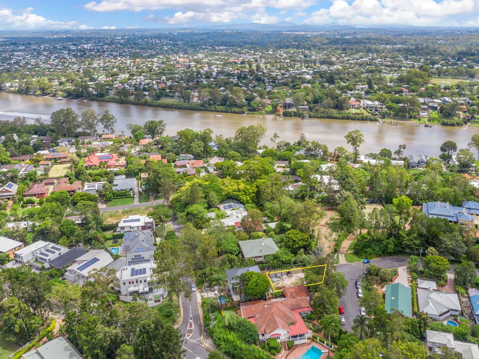 63 Dennis Street, Indooroopilly QLD 4068, Indooroopilly - Thumbnail 5