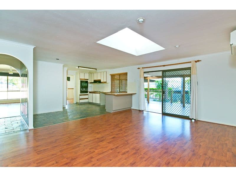 4 Chinnock Court, Alexandra Hills QLD 4161, Alexandra Hills - Thumbnail 8