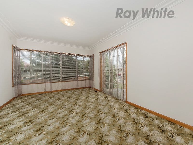 46 Millawa Avenue, St Albans VIC 3021, St Albans - Thumbnail 2