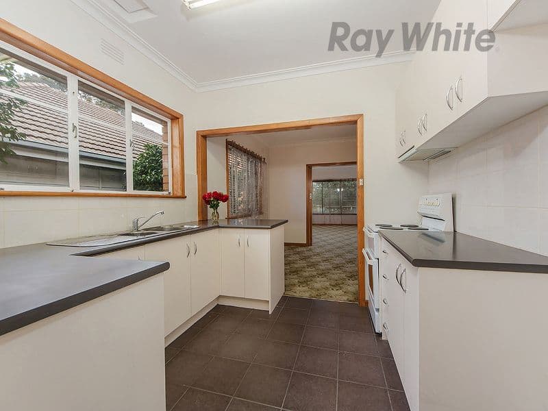 46 Millawa Avenue, St Albans VIC 3021, St Albans - Thumbnail 5