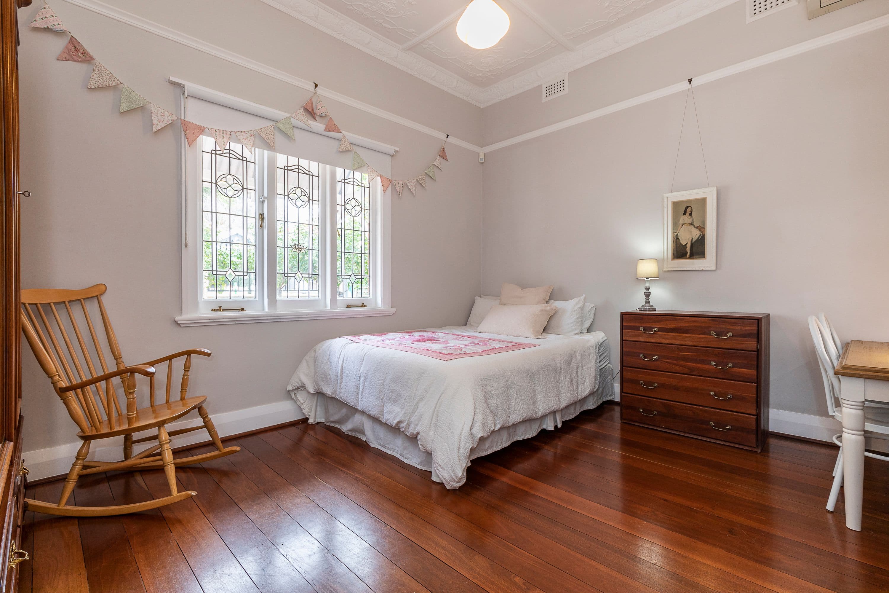 76 Edinboro Street, Mount Hawthorn WA 6016, Mount Hawthorn - Thumbnail 3