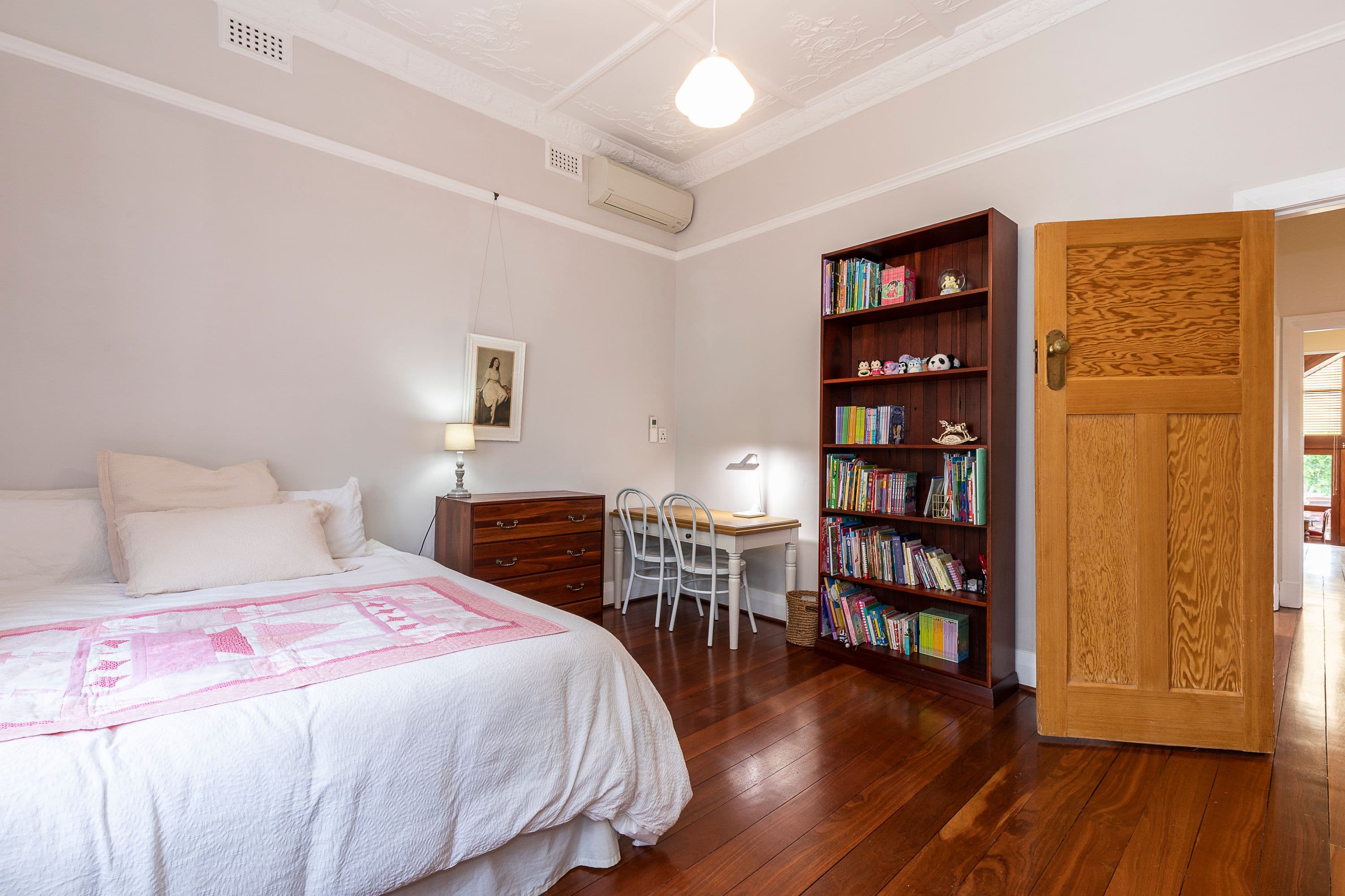 76 Edinboro Street, Mount Hawthorn WA 6016, Mount Hawthorn - Thumbnail 4