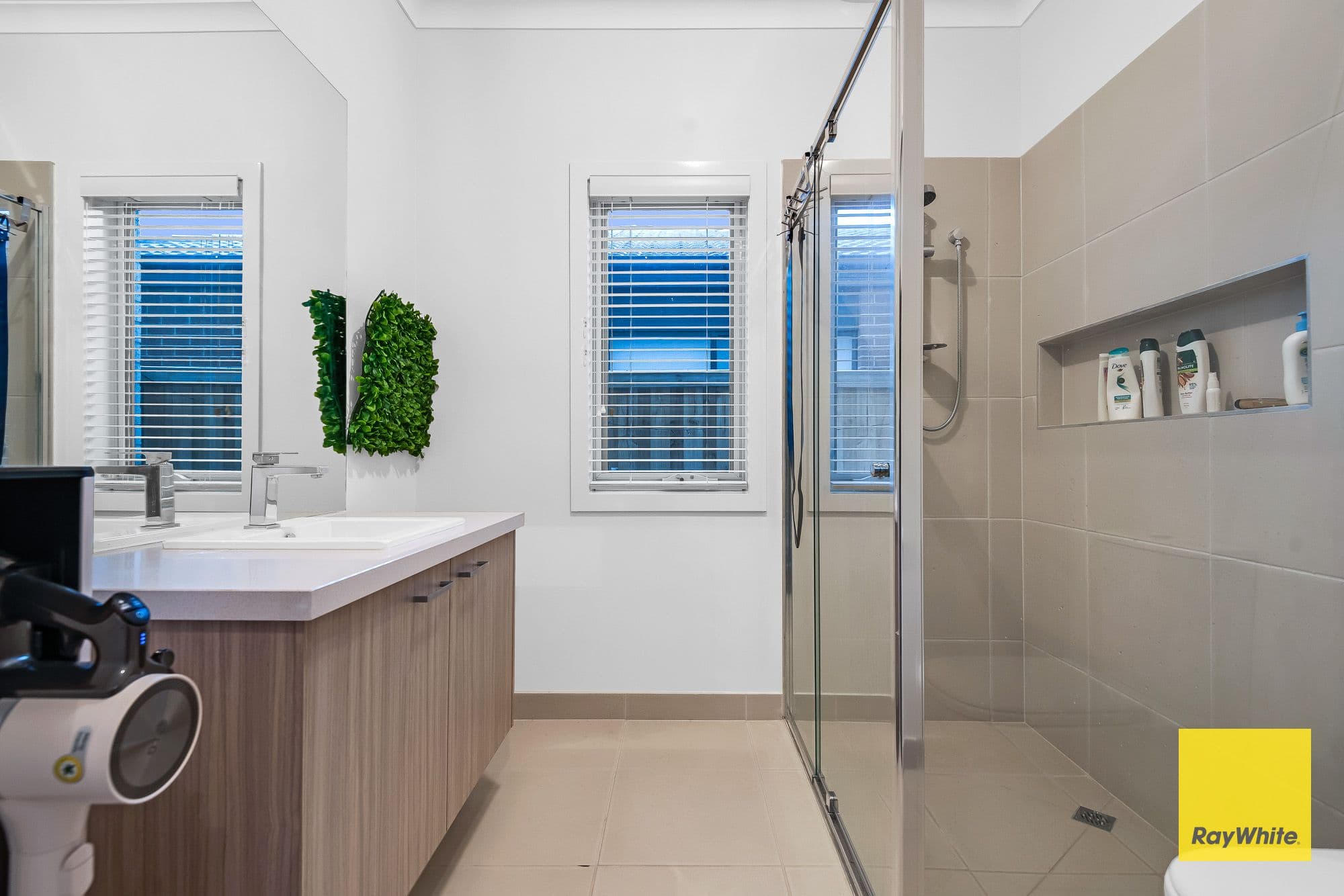 21 Woolspinner Crescent, Wyndham Vale VIC 3024, Wyndham Vale - Thumbnail 4