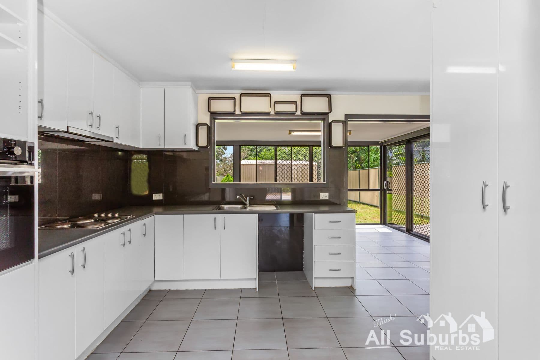 4 Coachwood Street, Crestmead QLD 4132, Crestmead - Image 1