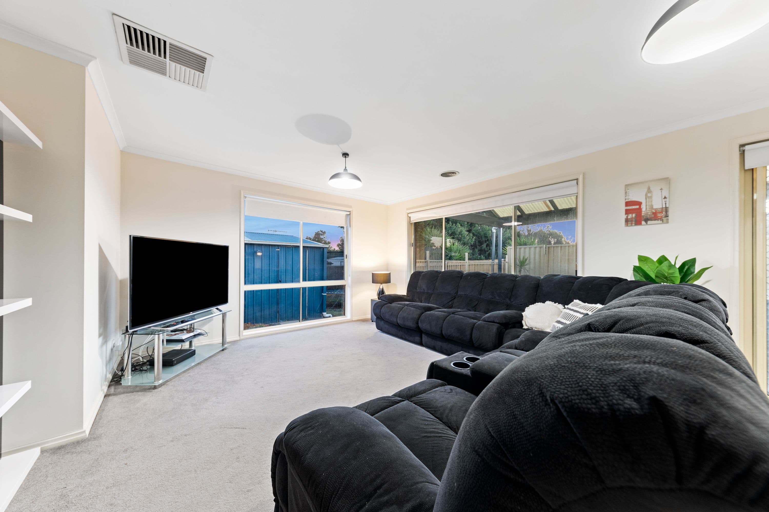 5 Jarrah Court, Pakenham VIC 3810, Pakenham - Thumbnail 3