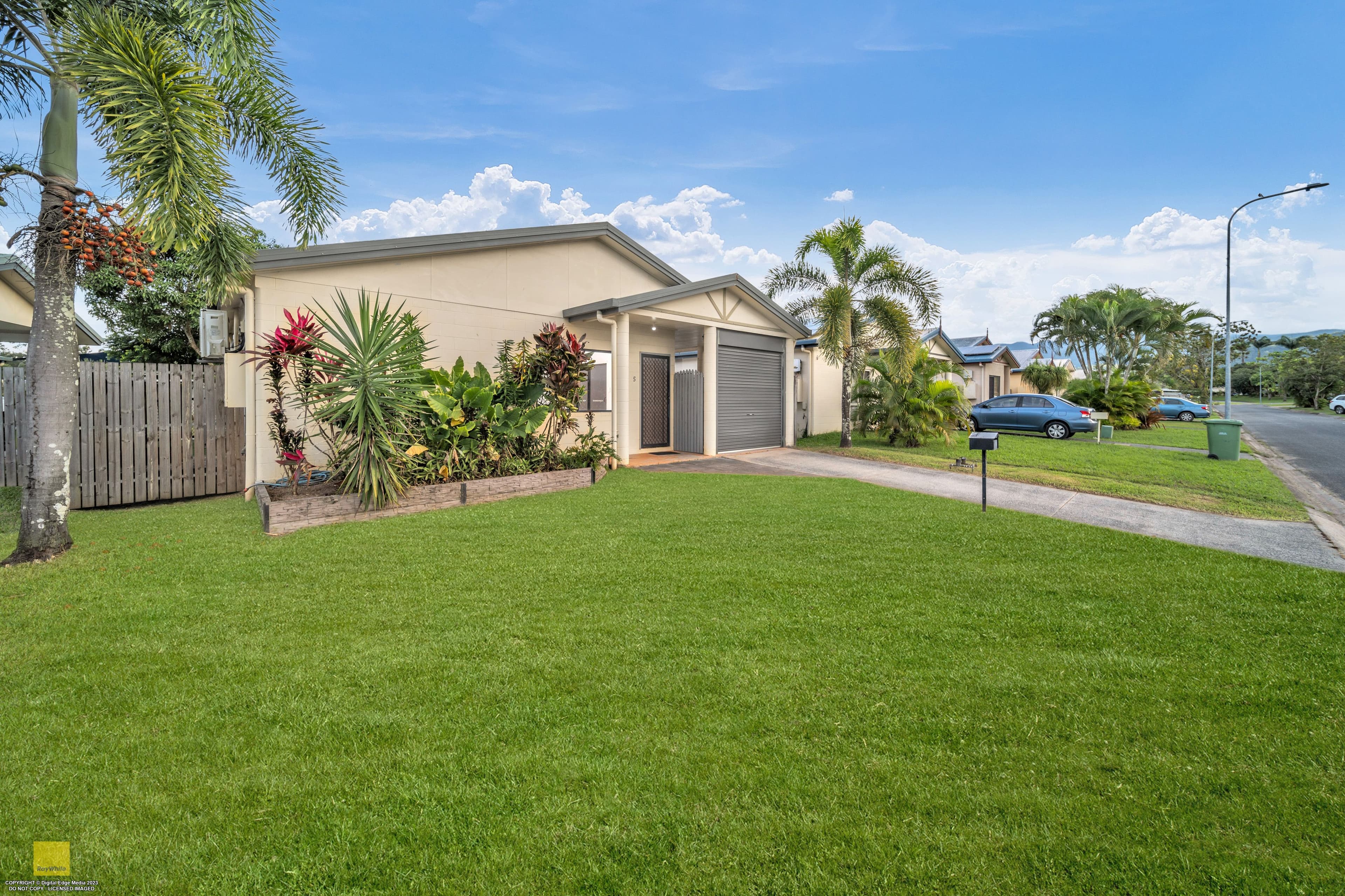 5 Rafferty Street, White Rock QLD 4868, White Rock - Image 1