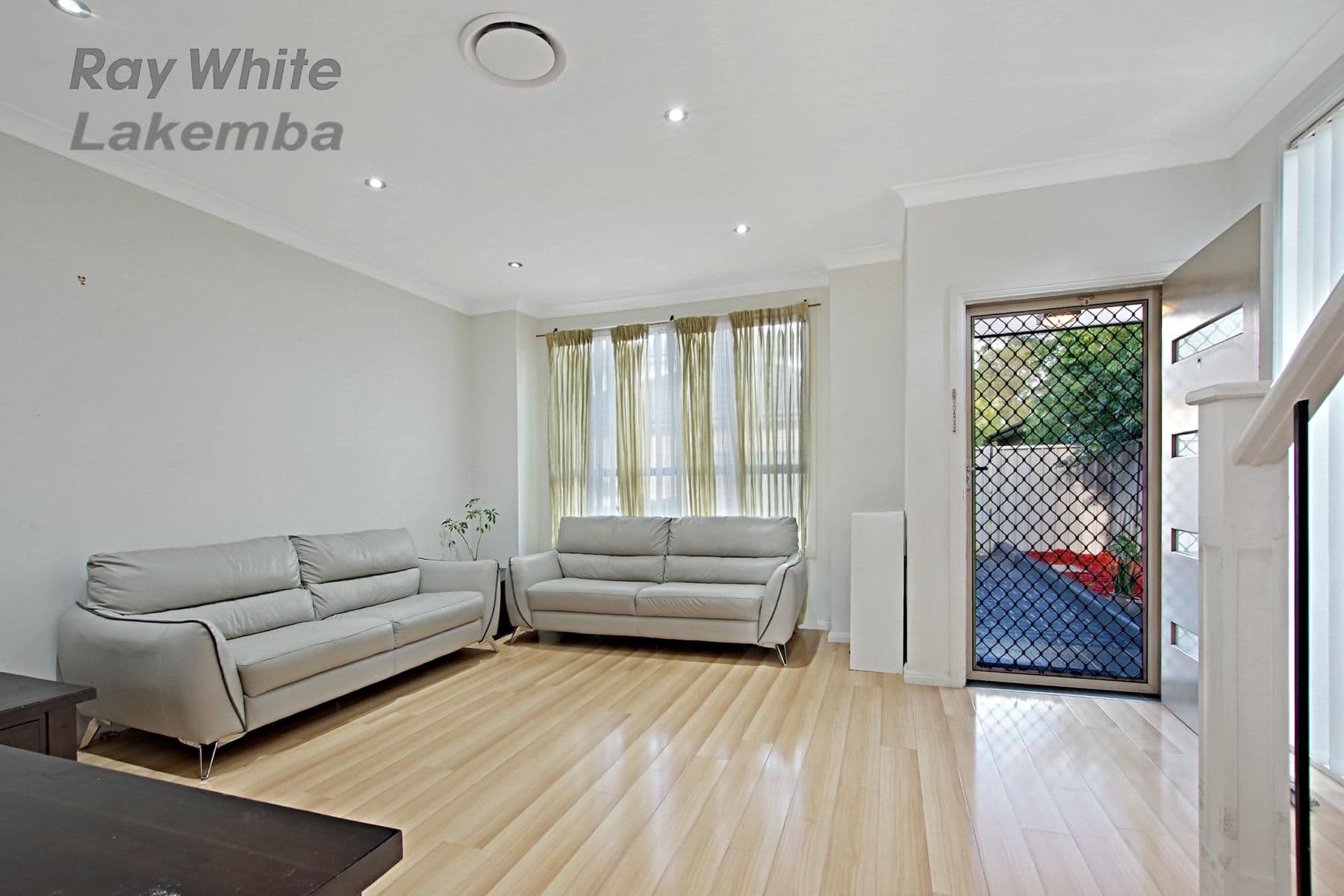 2 Jaclyn Street, Ingleburn NSW 2565, Ingleburn - Thumbnail 3
