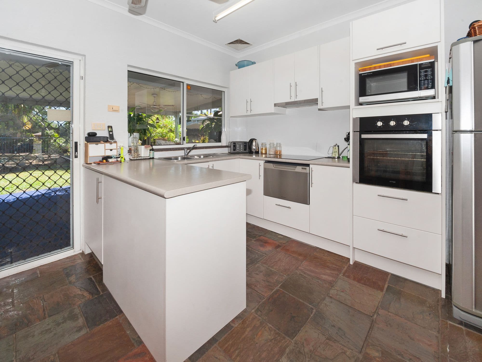 16 Bondi Crescent, Kewarra Beach QLD 4879, Kewarra Beach - Thumbnail 6