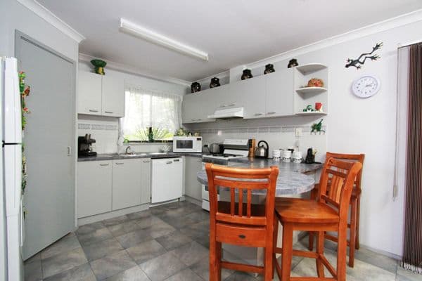 19 Kilby Court, KANGAROO FLAT VIC 3555, Kangaroo Flat - Thumbnail 5