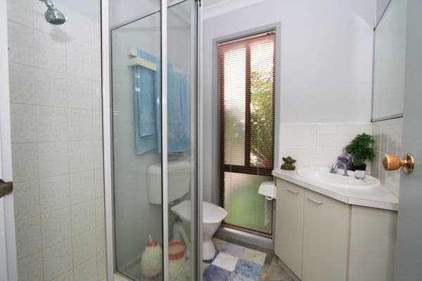 19 Kilby Court, KANGAROO FLAT VIC 3555, Kangaroo Flat - Thumbnail 7