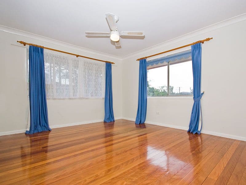 11 Cheppen Street, THE GAP QLD 4061, The Gap - Thumbnail 4