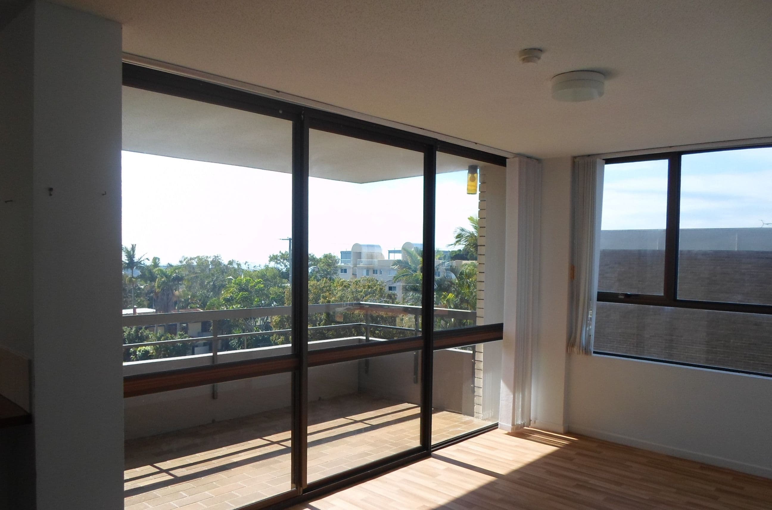 Unit 10 'Kig Heights' 14 Queen Street, Kings Beach QLD 4551, Kings Beach - Thumbnail 2