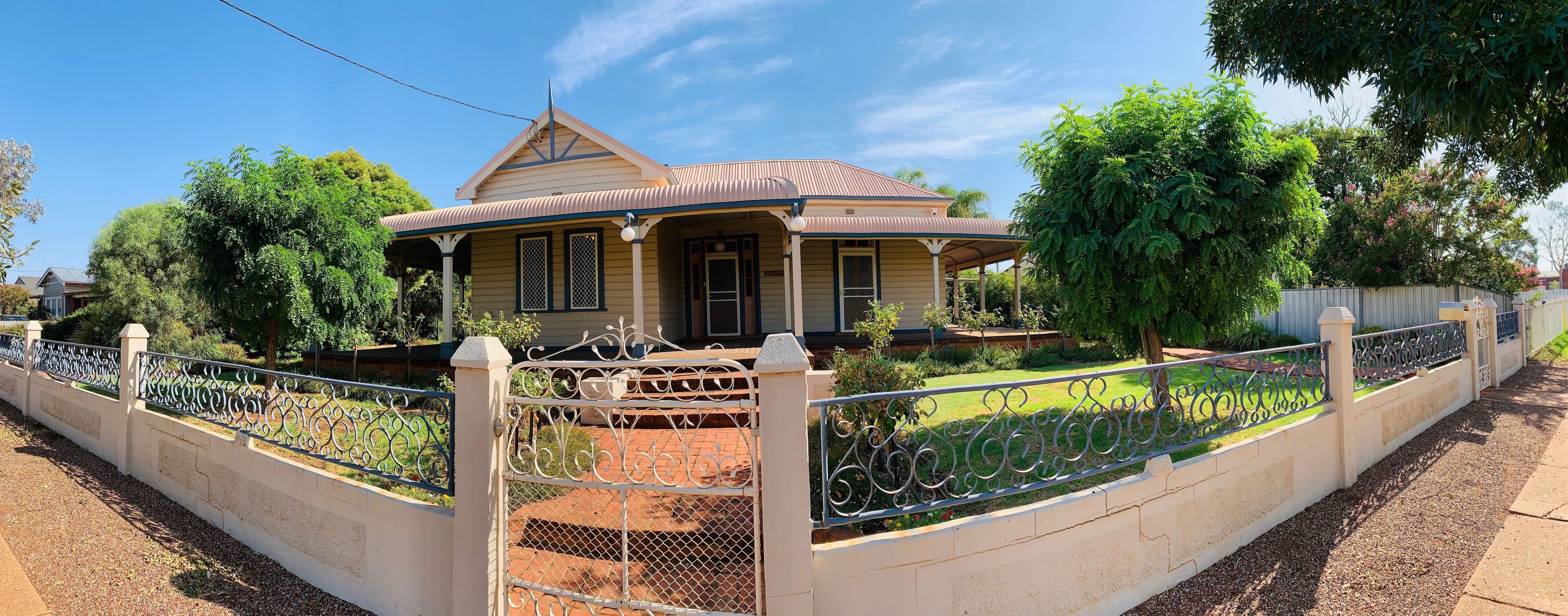 135 Bathurst Street, Condobolin - Image 1