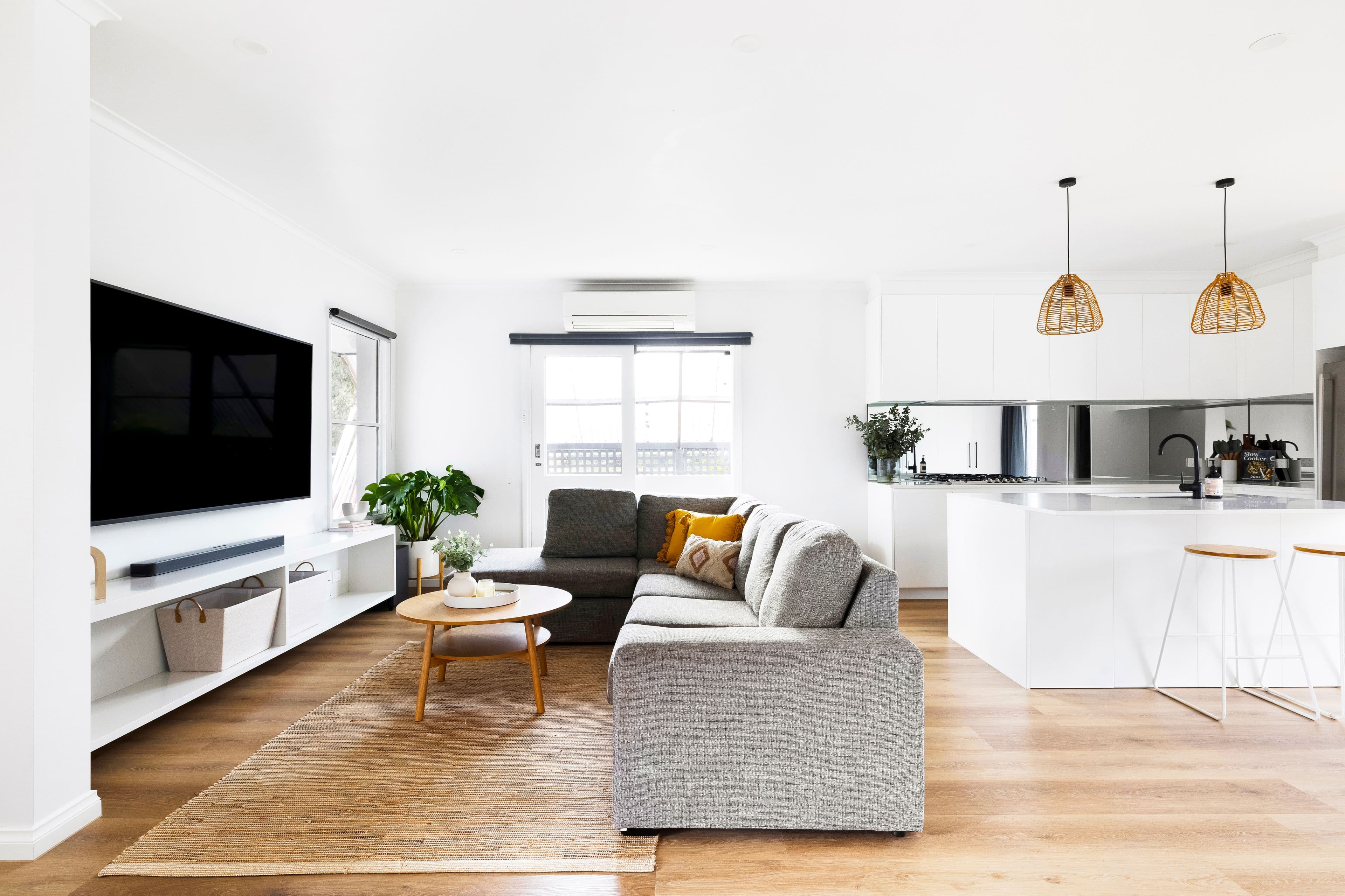 60 Pine Street, Frankston North VIC 3200, Frankston North - Thumbnail 3