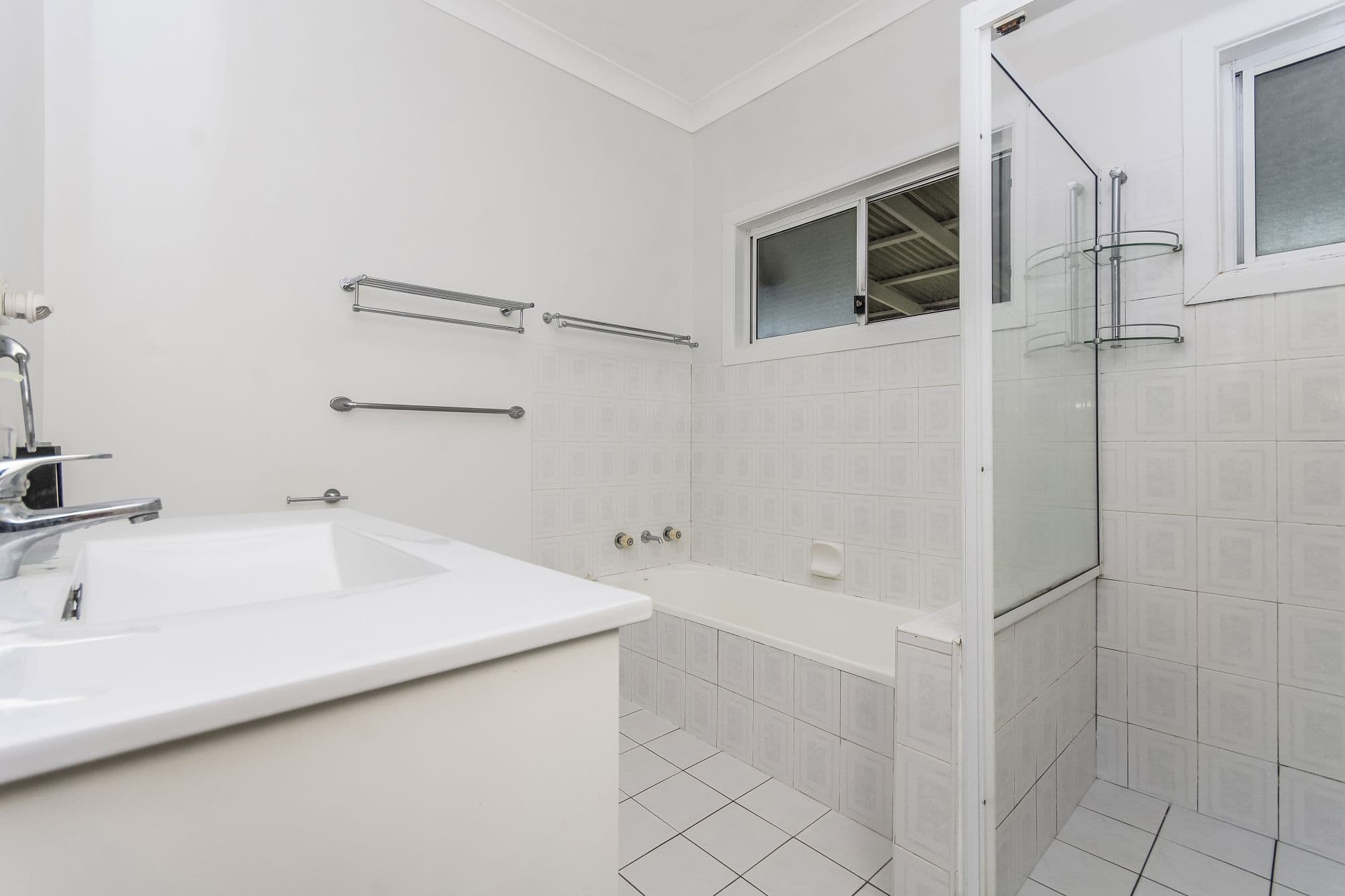 21 Ruthven Street, Lawrence - Thumbnail 7