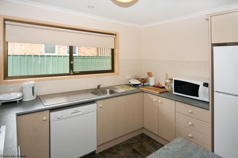 42A Cungena Avenue, PARK HOLME SA 5043, Park Holme - Thumbnail 4