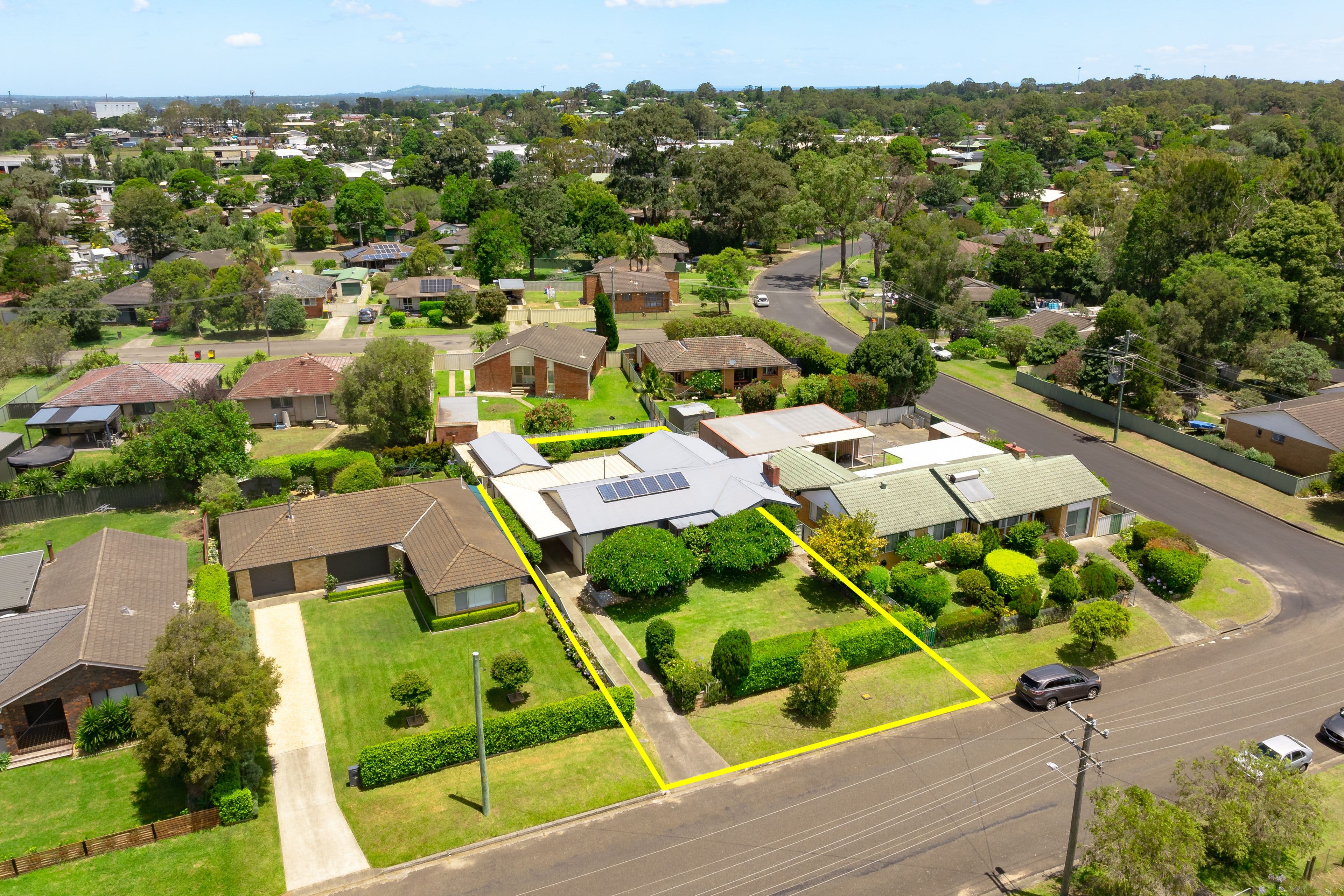 34 Edwards Avenue, Bomaderry NSW 2541, Bomaderry - Image 1
