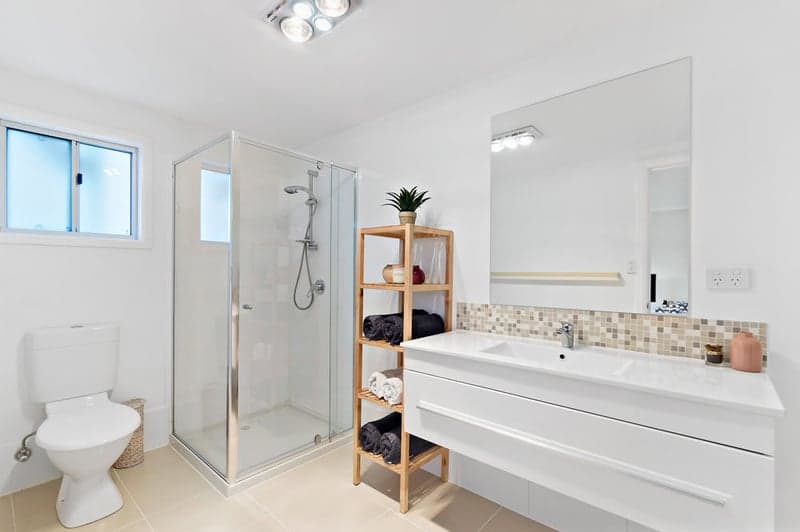 53 Yanderra Avenue, Arana Hills - Thumbnail 8