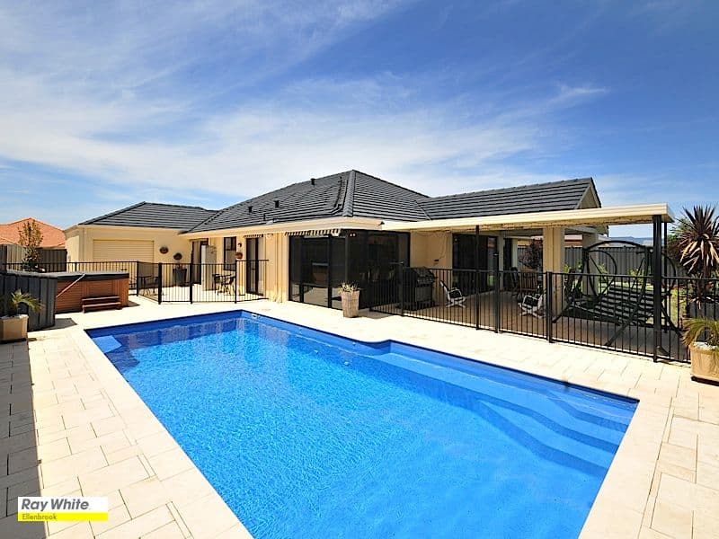 10 Ingham Street, AVELEY WA 6069, Aveley - Thumbnail 2