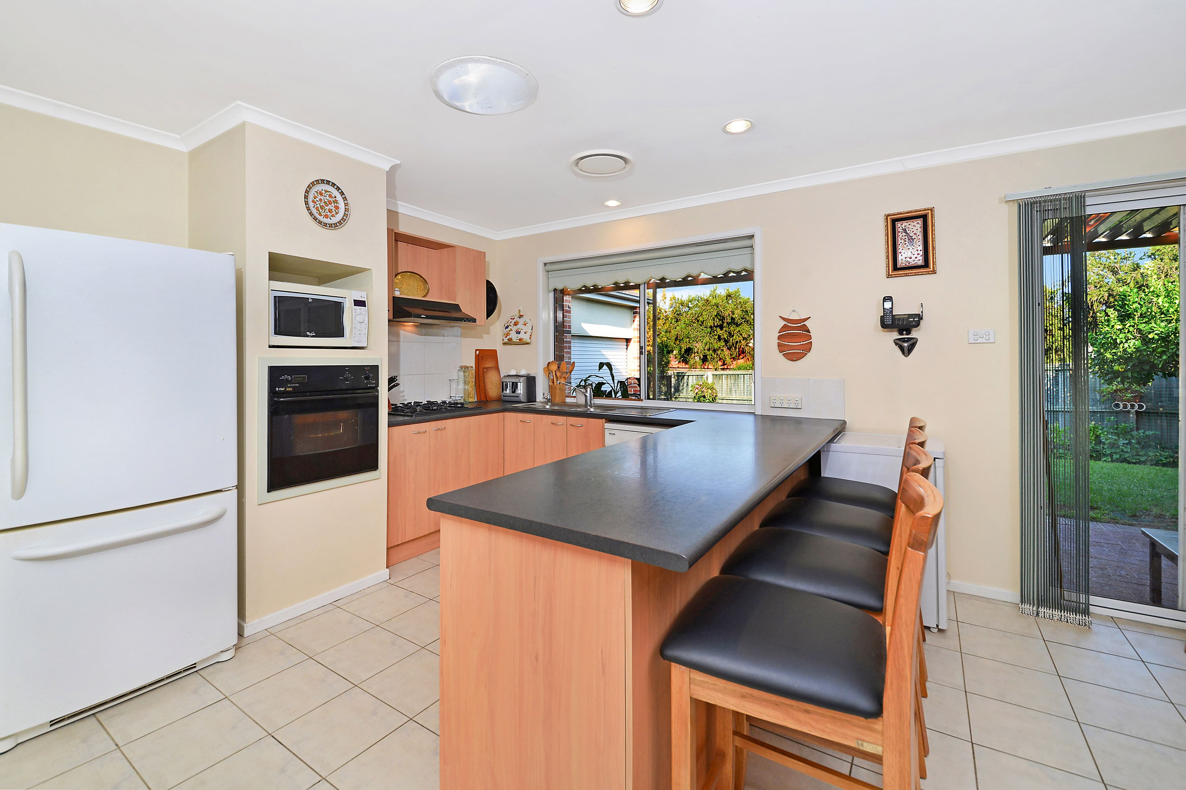 1 Apache Grove, Stanhope Gardens - Thumbnail 5