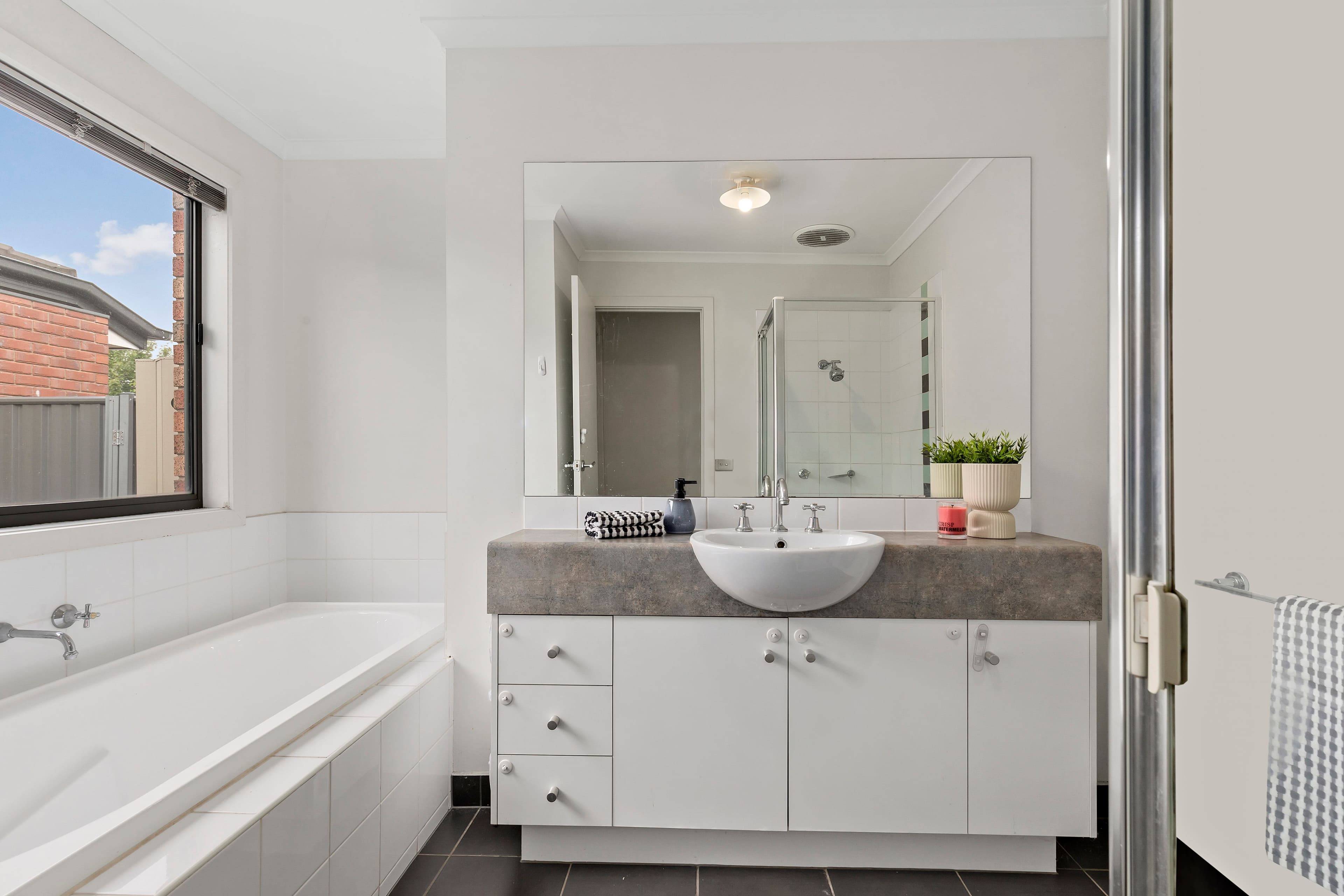 2 Yalding Place, Deer Park VIC 3023, Deer Park - Thumbnail 8