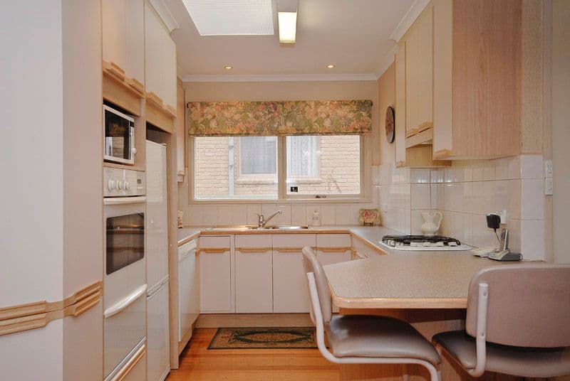 44 Hertford Road, DONCASTER EAST VIC 3109, Doncaster East - Thumbnail 3