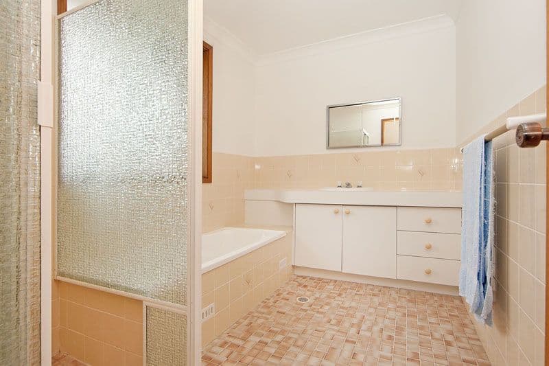 565 The Entrance Road, BATEAU BAY NSW 2261, Bateau Bay - Thumbnail 6