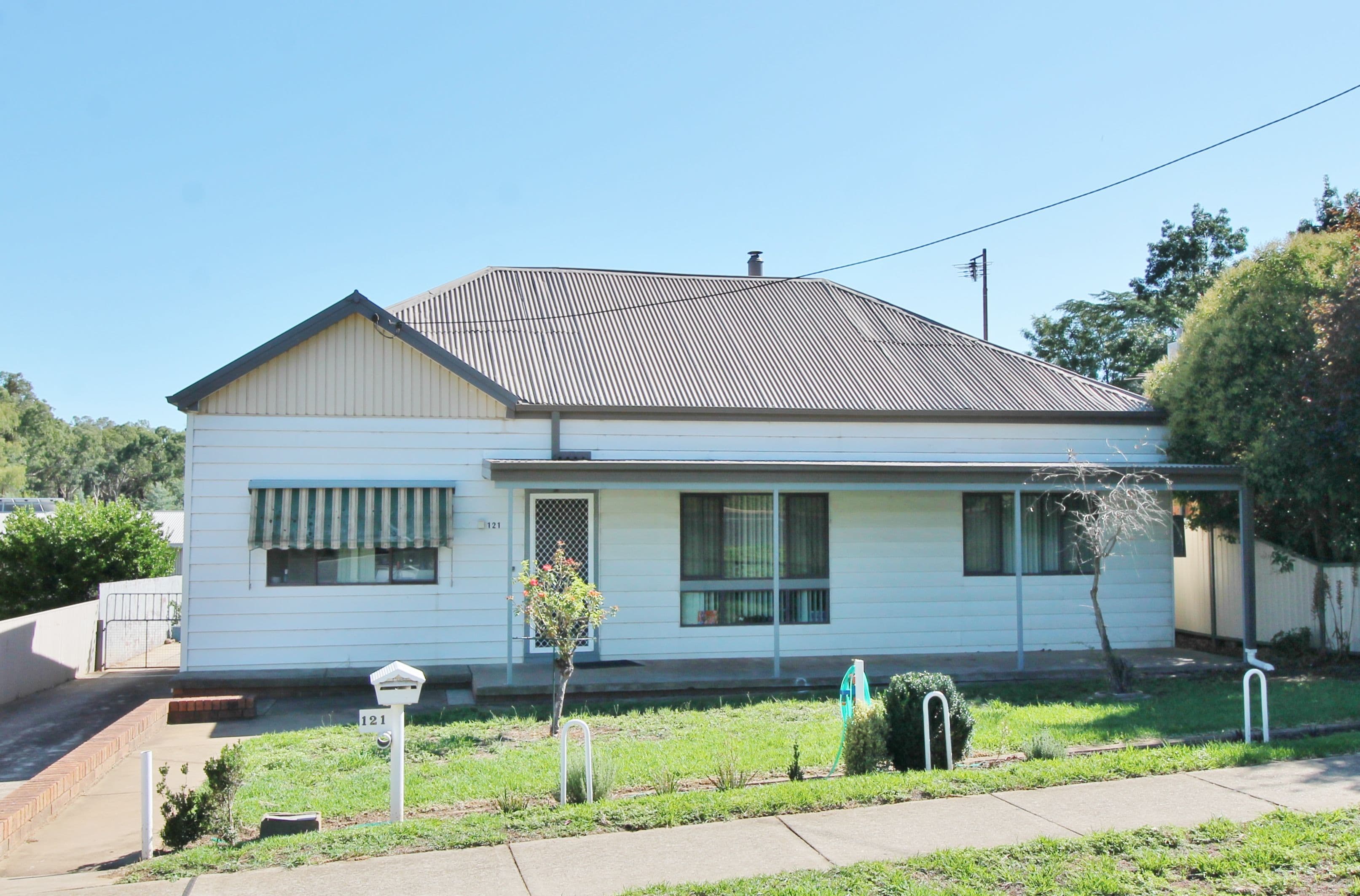121 William Street, Young NSW 2594, Young - Image 1