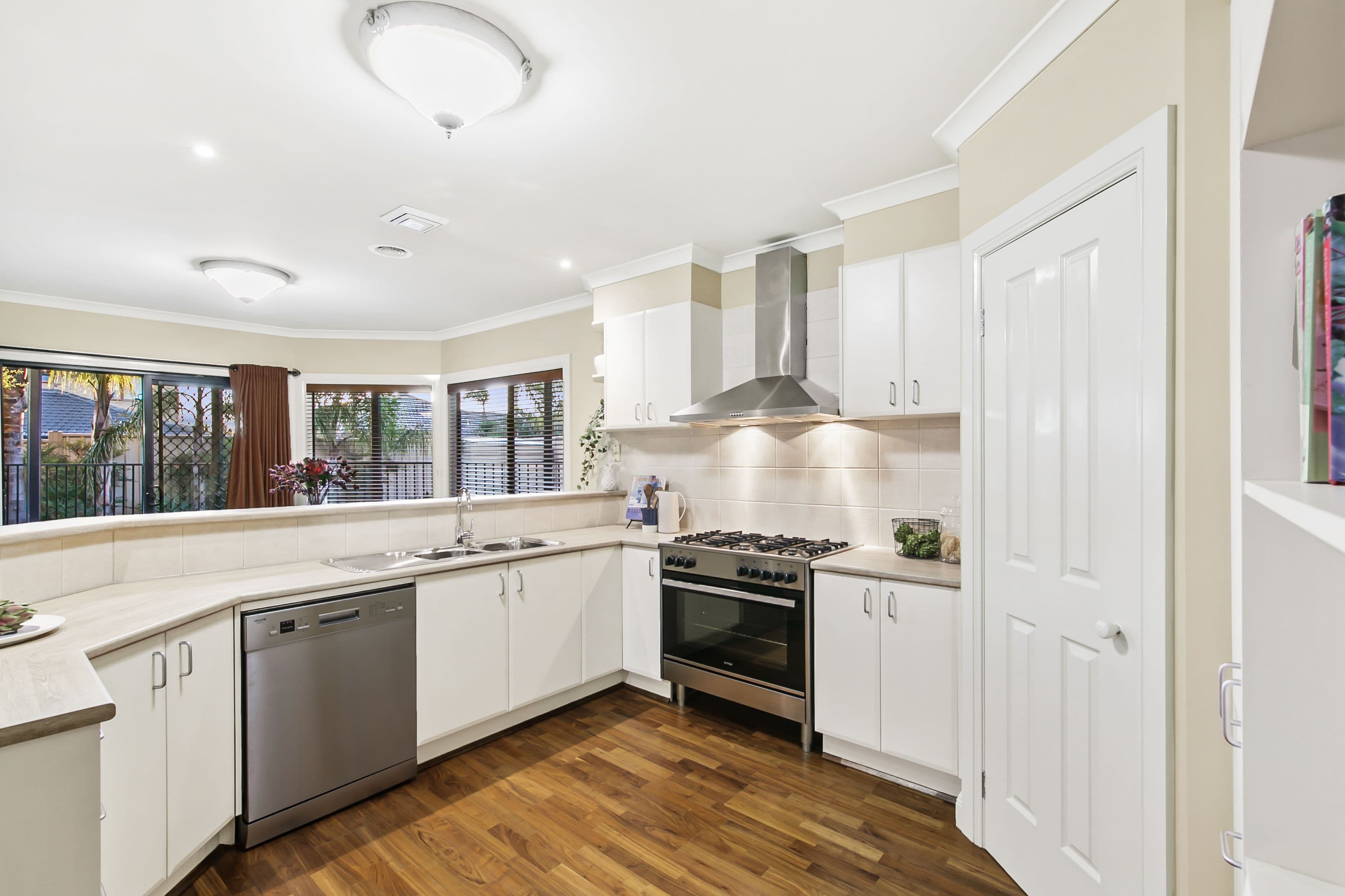 7 Wisteria Close, Taylors Hill VIC 3037, Taylors Hill - Thumbnail 5