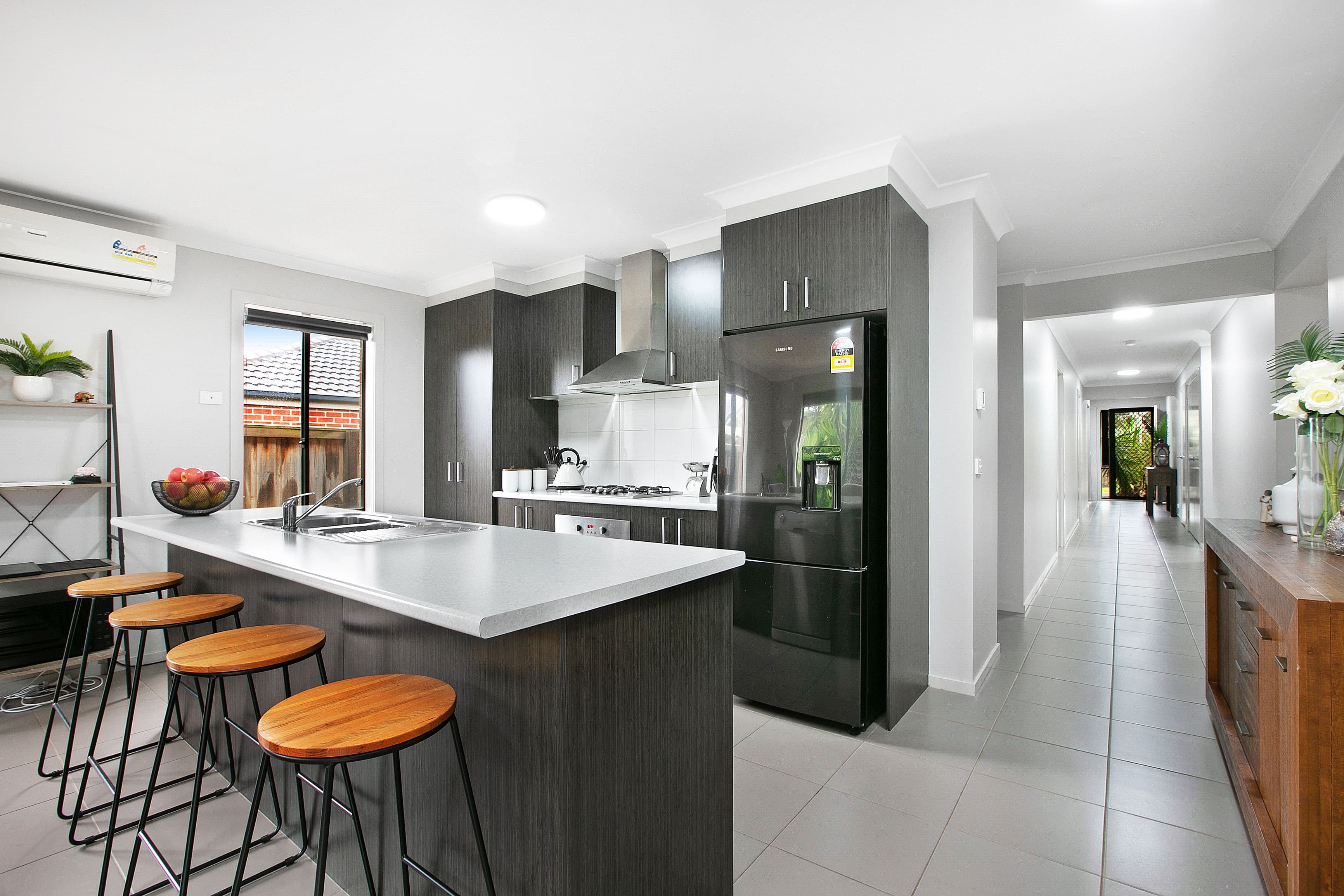 5 Dunraven Crescent, Doreen VIC 3754, Doreen - Thumbnail 2