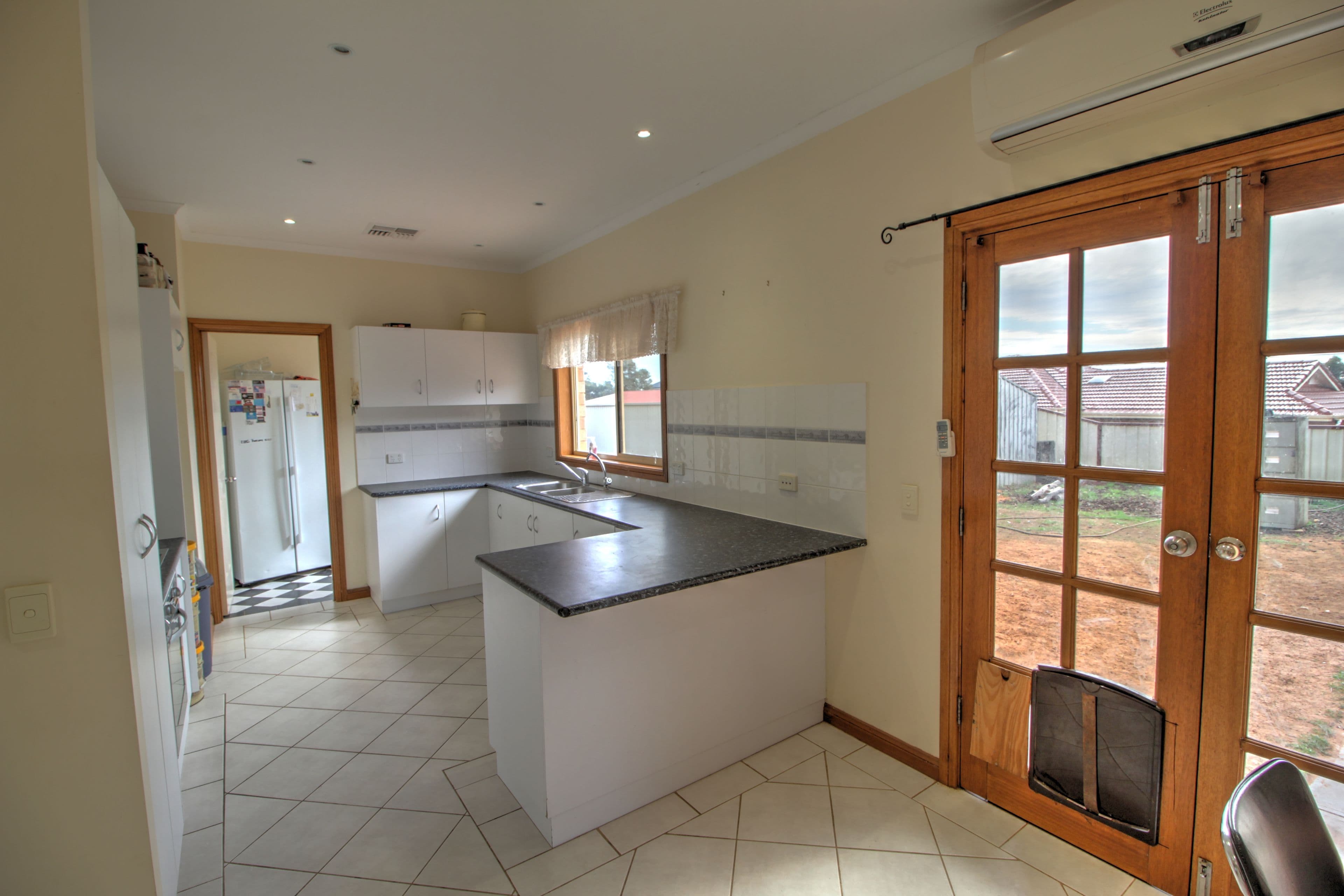 11 Stasinowsky Court, Loxton SA 5333, Loxton - Thumbnail 2