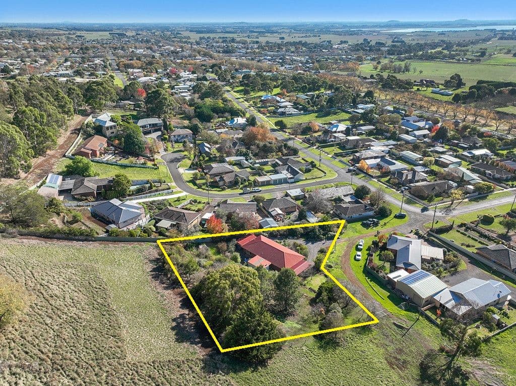 3 Leura Court, Camperdown VIC 3260, Camperdown - Thumbnail 3