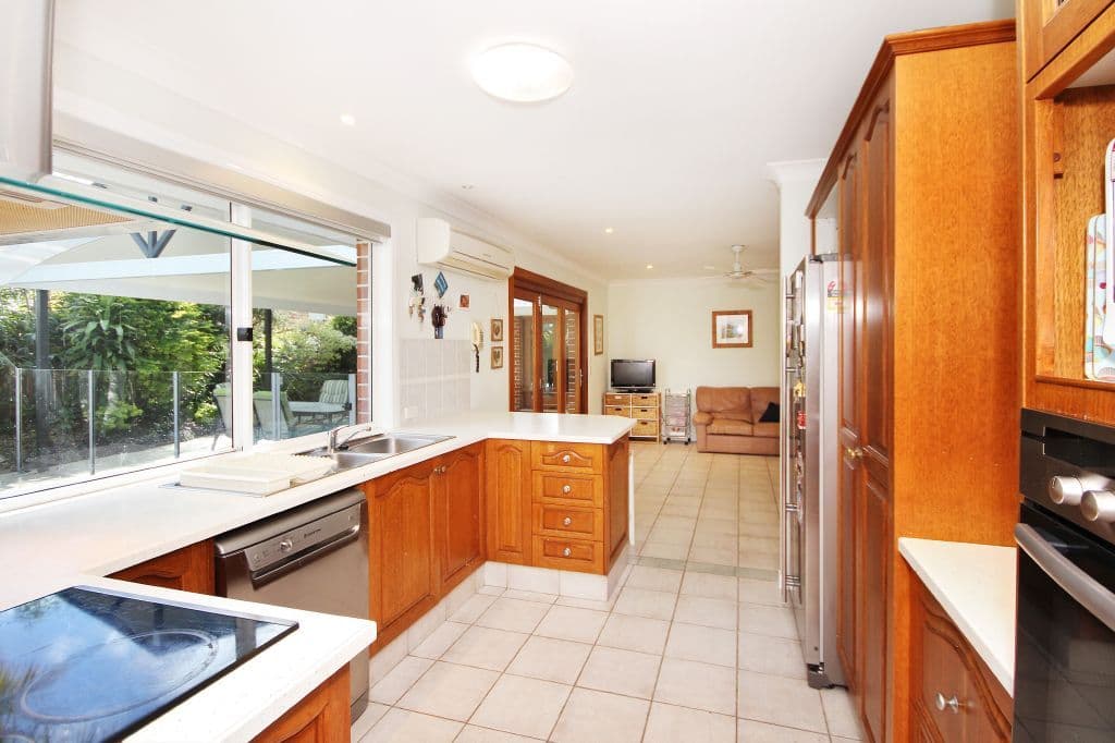 1 Swagman Court, MUDGEERABA QLD 4213, Mudgeeraba - Thumbnail 2