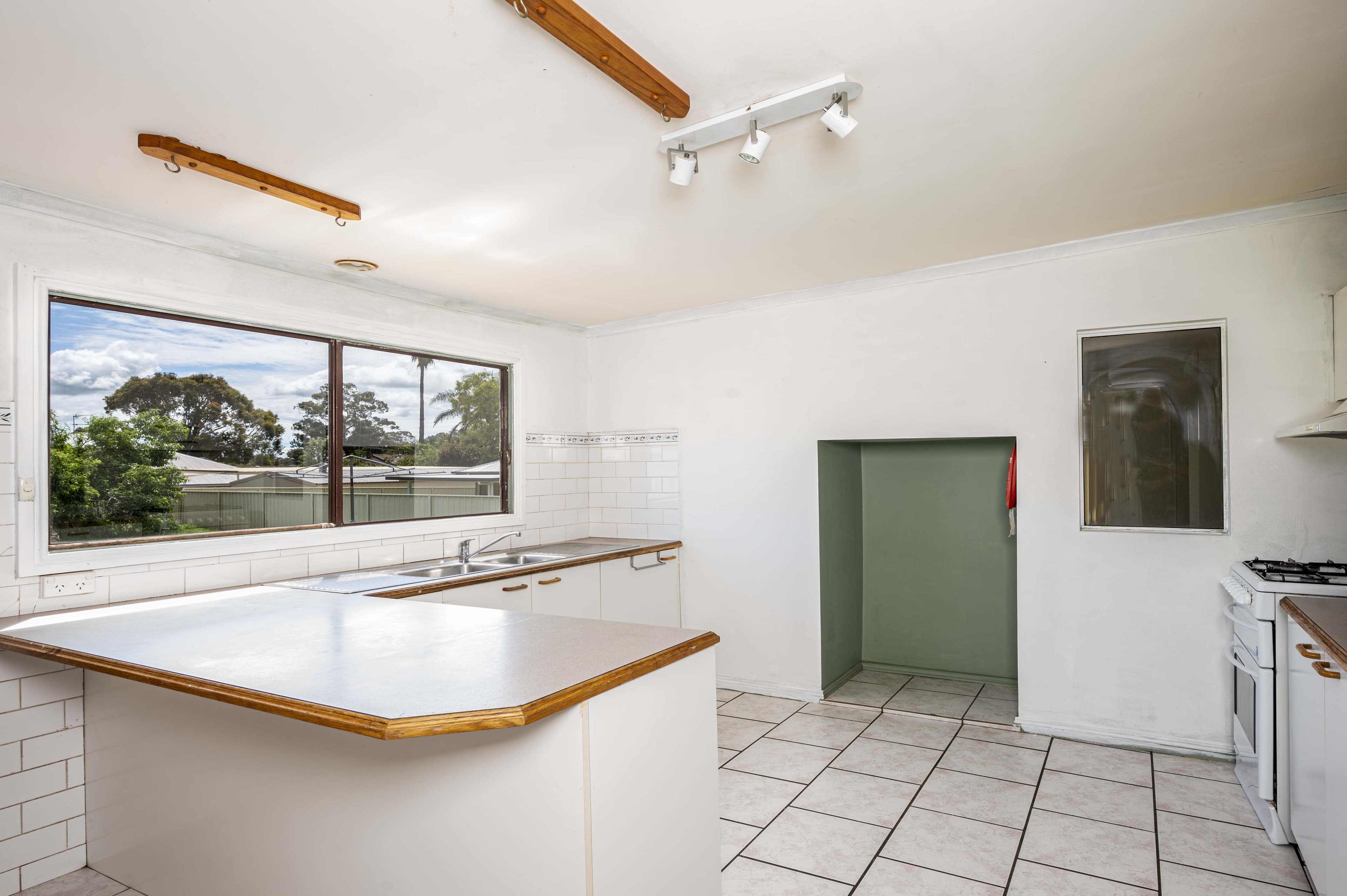 9 Market Street, Tahmoor NSW 2573, Tahmoor - Thumbnail 4