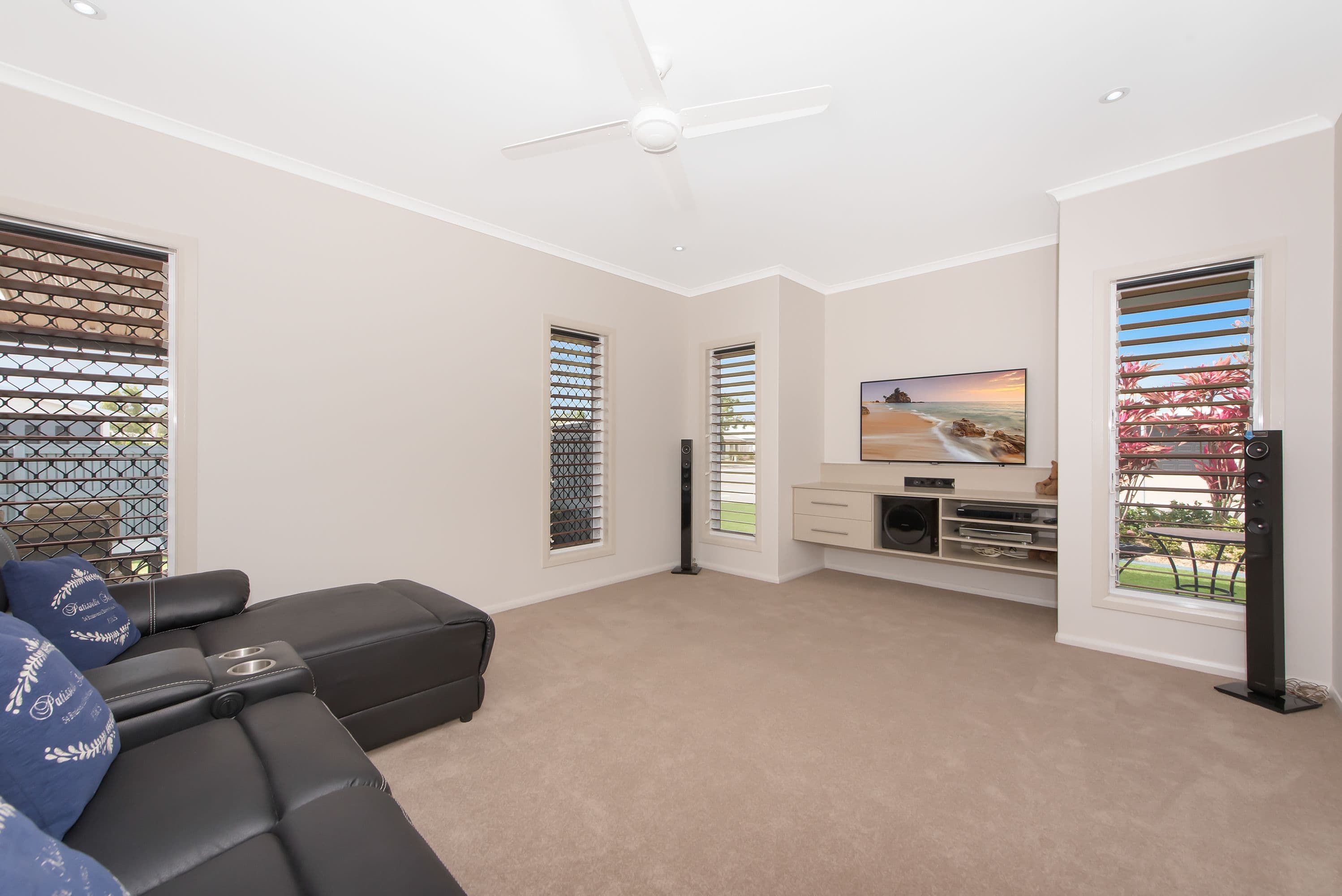3 Izaro Circuit, Burdell QLD 4818, Burdell - Thumbnail 2
